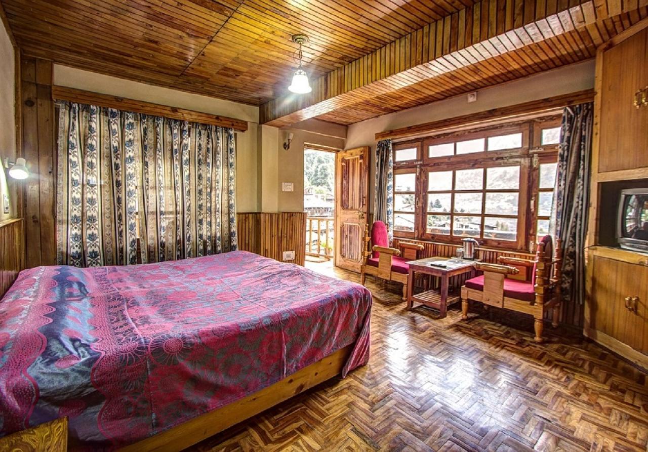 Hotel Himalayan Country House Manāli Esterno foto